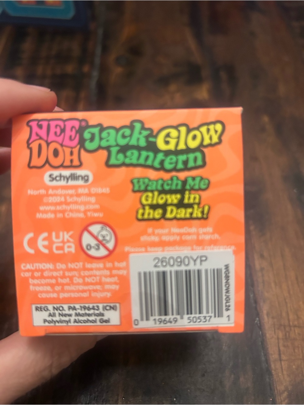 Needoh Orange Jack-O'-Lantern Kids Glow-In-The-Dark Pumpkin Squishy NWT - Picture 5 of 7